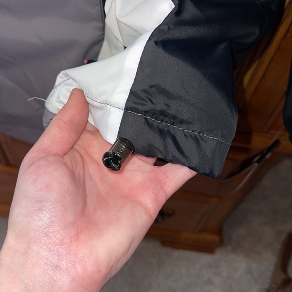 New balance jacket - Picture 7 of 9